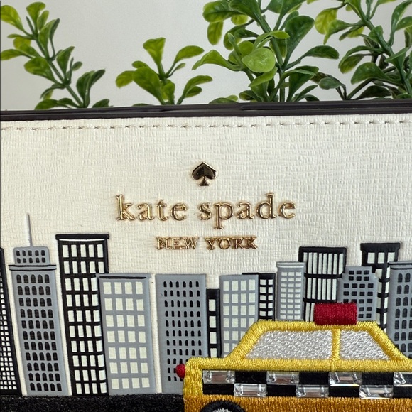 Kate Spade New York Women's Medium Snap Wallet (Meringue Multi) - Picture 6 of 11